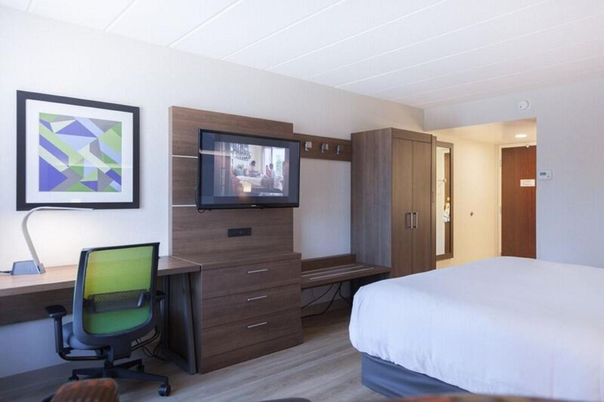 Holiday Inn Express Hotel & Suites Charlottetown By Ihg Εξωτερικό φωτογραφία