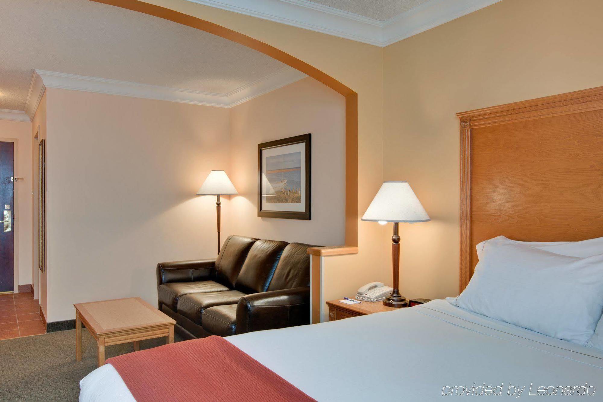Holiday Inn Express Hotel & Suites Charlottetown By Ihg Εξωτερικό φωτογραφία