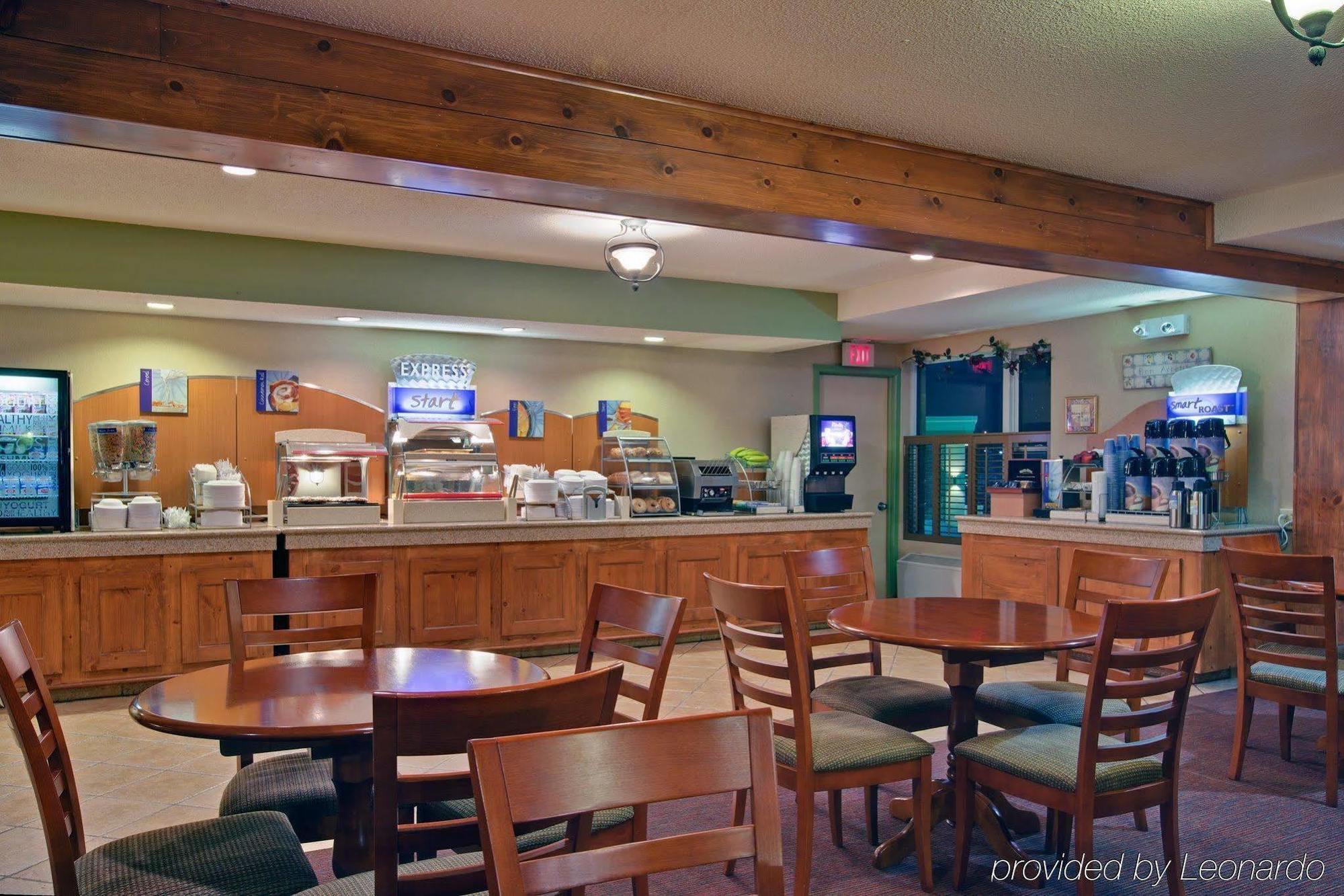 Holiday Inn Express Hotel & Suites Charlottetown By Ihg Εξωτερικό φωτογραφία