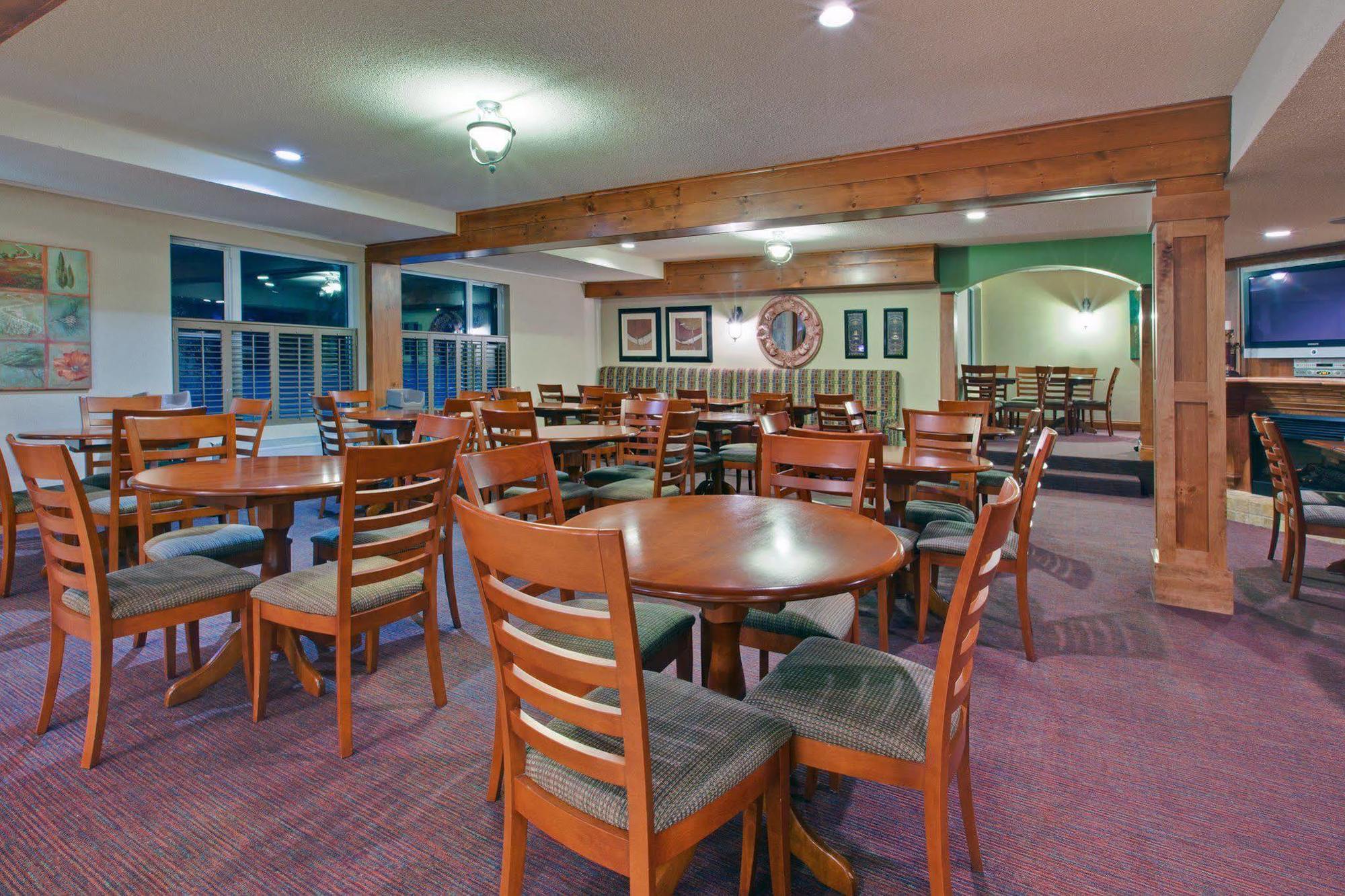 Holiday Inn Express Hotel & Suites Charlottetown By Ihg Εξωτερικό φωτογραφία